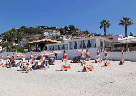 Familie hotel i Syditalien plads til 4-6 i skønne lejligheder