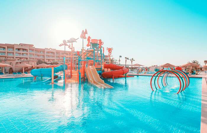 Pickalbatros White Beach Resort slide 5