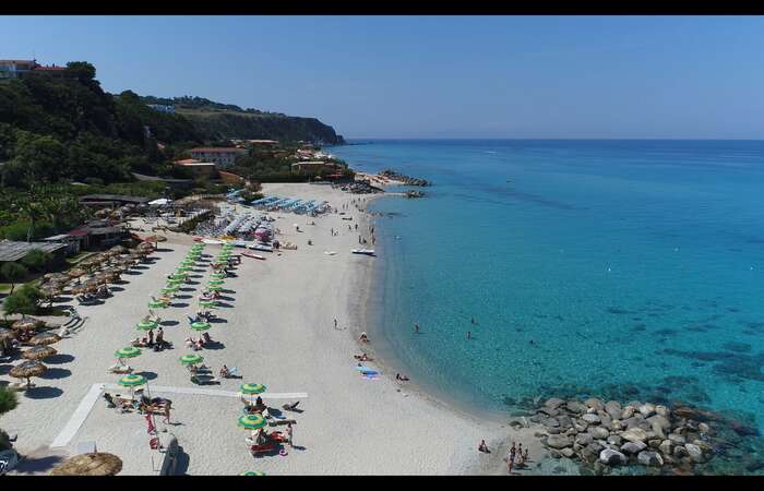 Borgo Donna Canfora slide 3