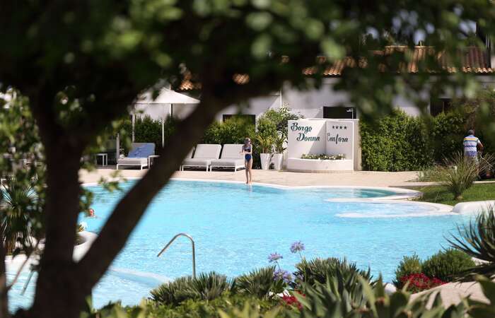 Borgo Donna Canfora slide 6