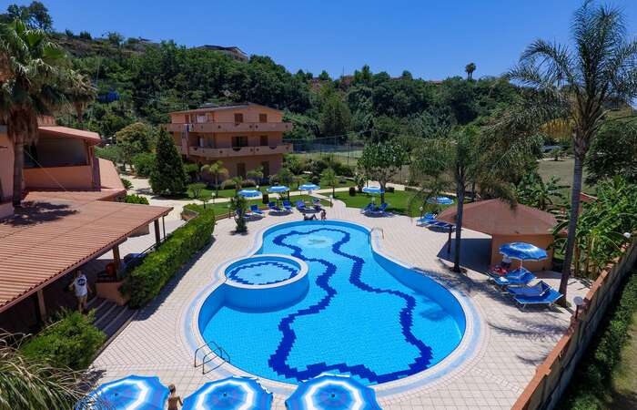 Hotel Villaggio Old River slide 3