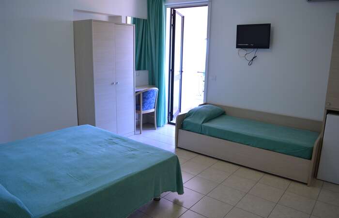 Hotel Marinella slide 4
