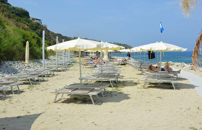 Costa degli Dei Resort Tropea slide 5
