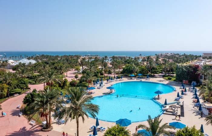 Desert Rose Hotel slide 2