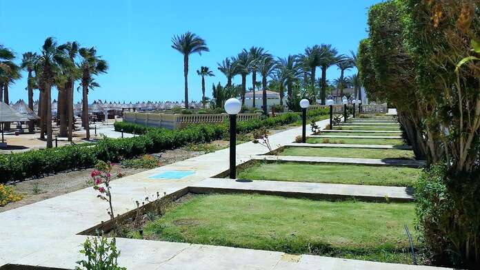 Sheraton Sharm Hotel - Miniature 9