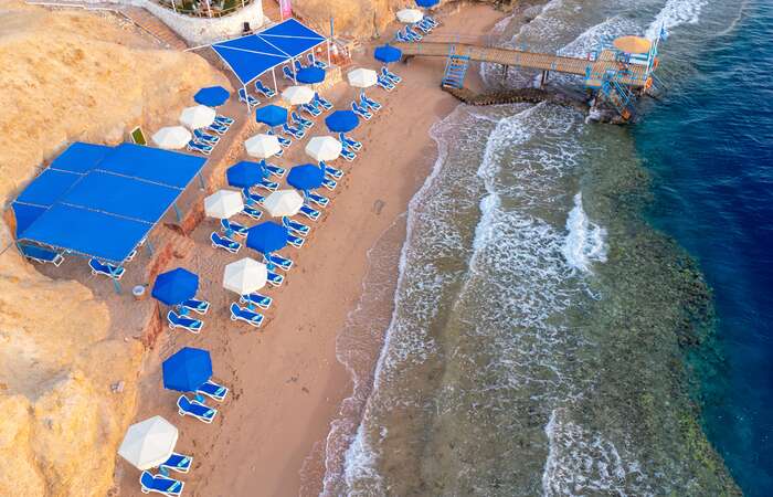 Club Reef Hotel slide 8