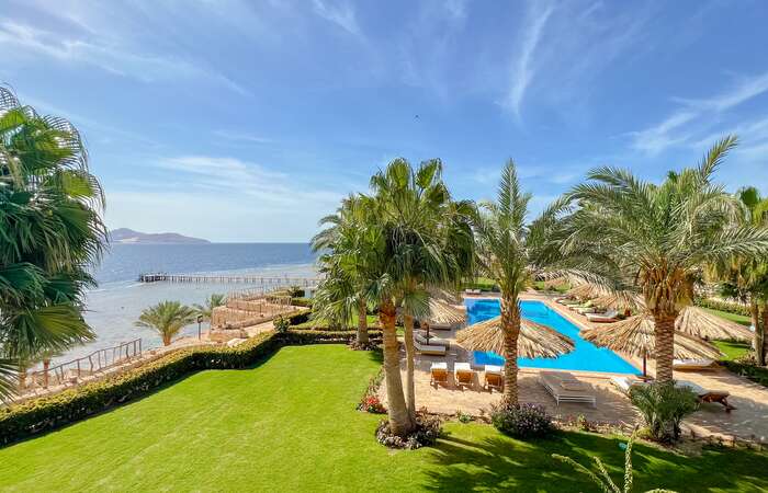 Tamra Beach Resort slide 2