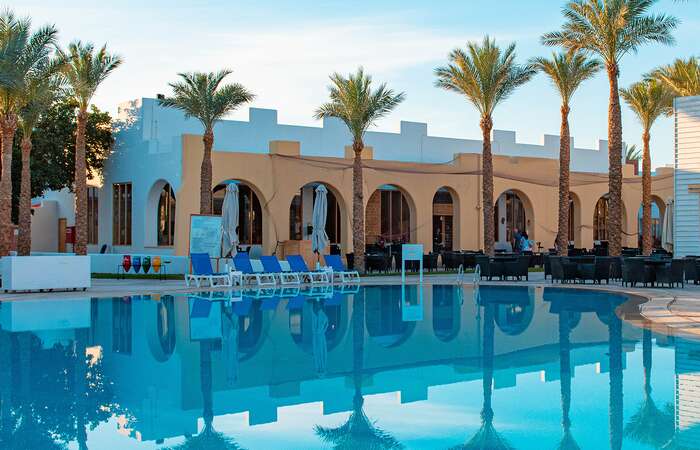 Novotel Palm slide 2