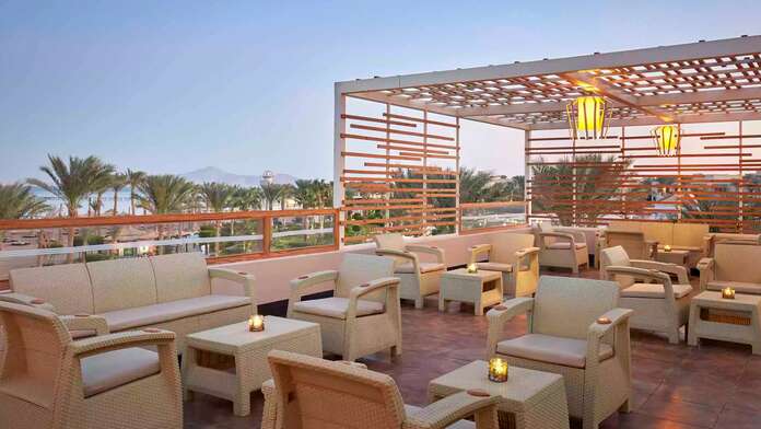 Coral Sea Holiday Village - Miniature 17