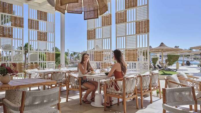 Coral Sea Holiday Village - Miniature 26