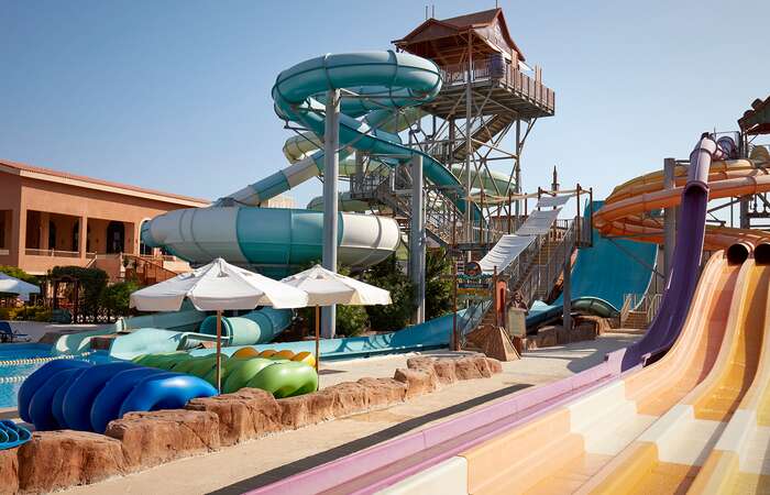 Coral Sea Aqua Club slide 7