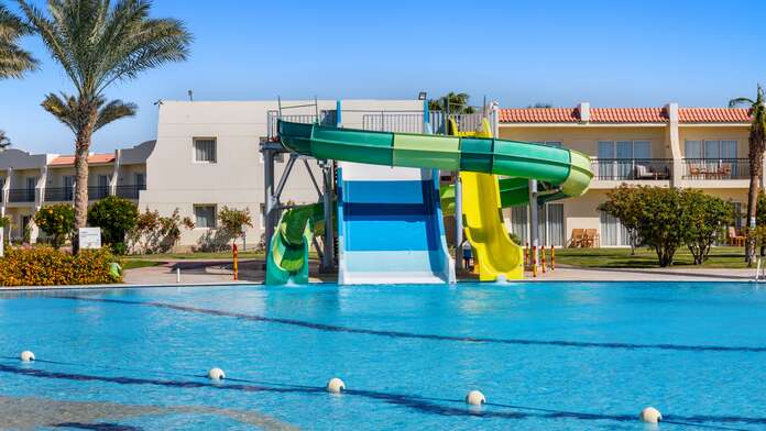 DoubleTree by Hilton Sharks Bay - Miniature 4