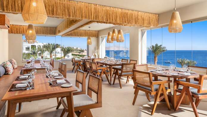 DoubleTree by Hilton Sharks Bay - Miniature 13