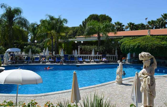 Sant Alphio Garden