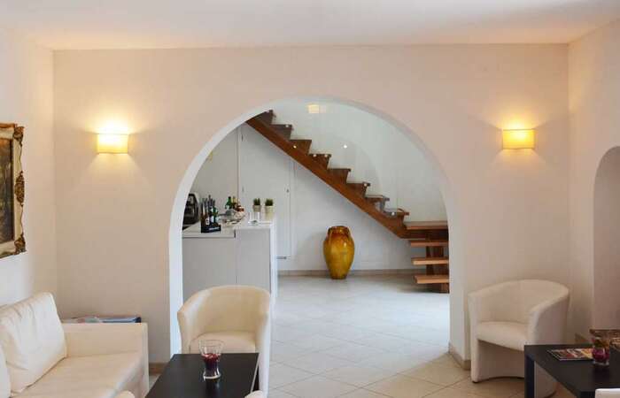 Elios Hotel slide 3