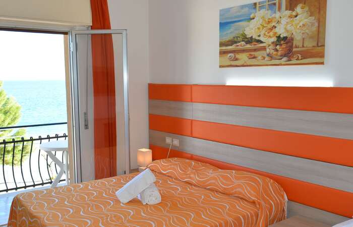 Chrismare hotel slide 7