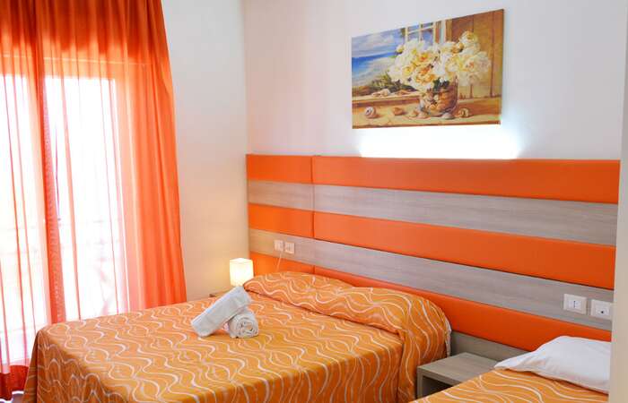 Chrismare hotel slide 8