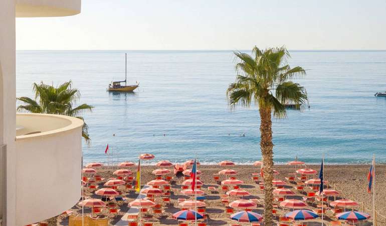 Albatros Beach Hotel