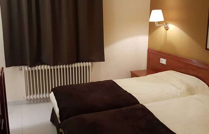 Hotel Guineu slide 2