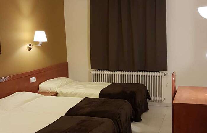 Hotel Guineu slide 3