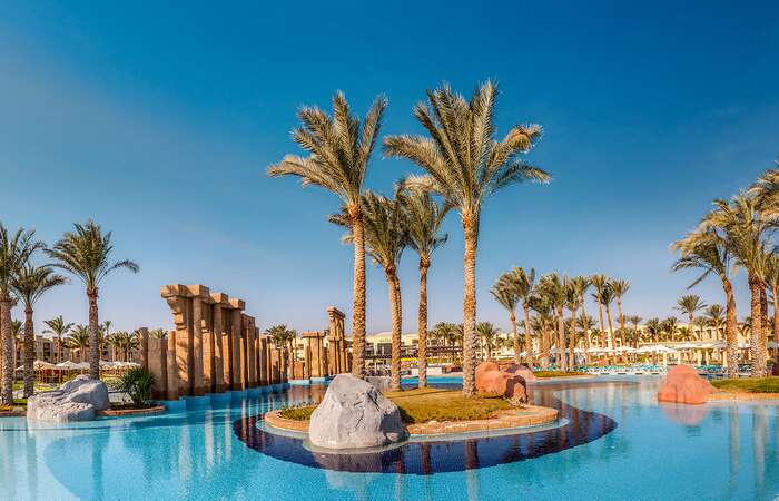 Rixos Sea gate slide 3