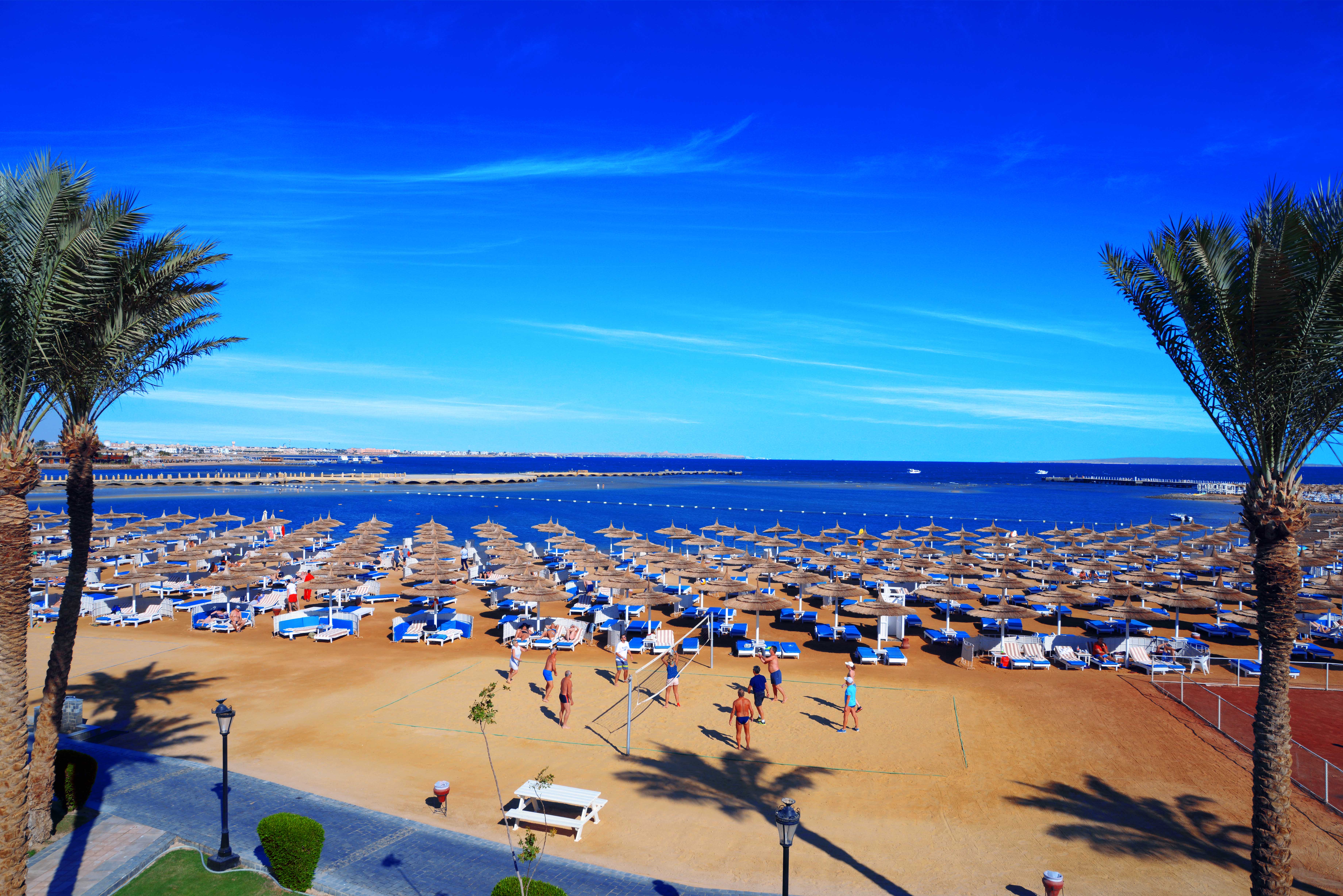 Smuk udsigt over poolområde på resort i Sharm el Sheikh, Egypten